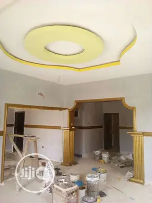 Painter And Screeding