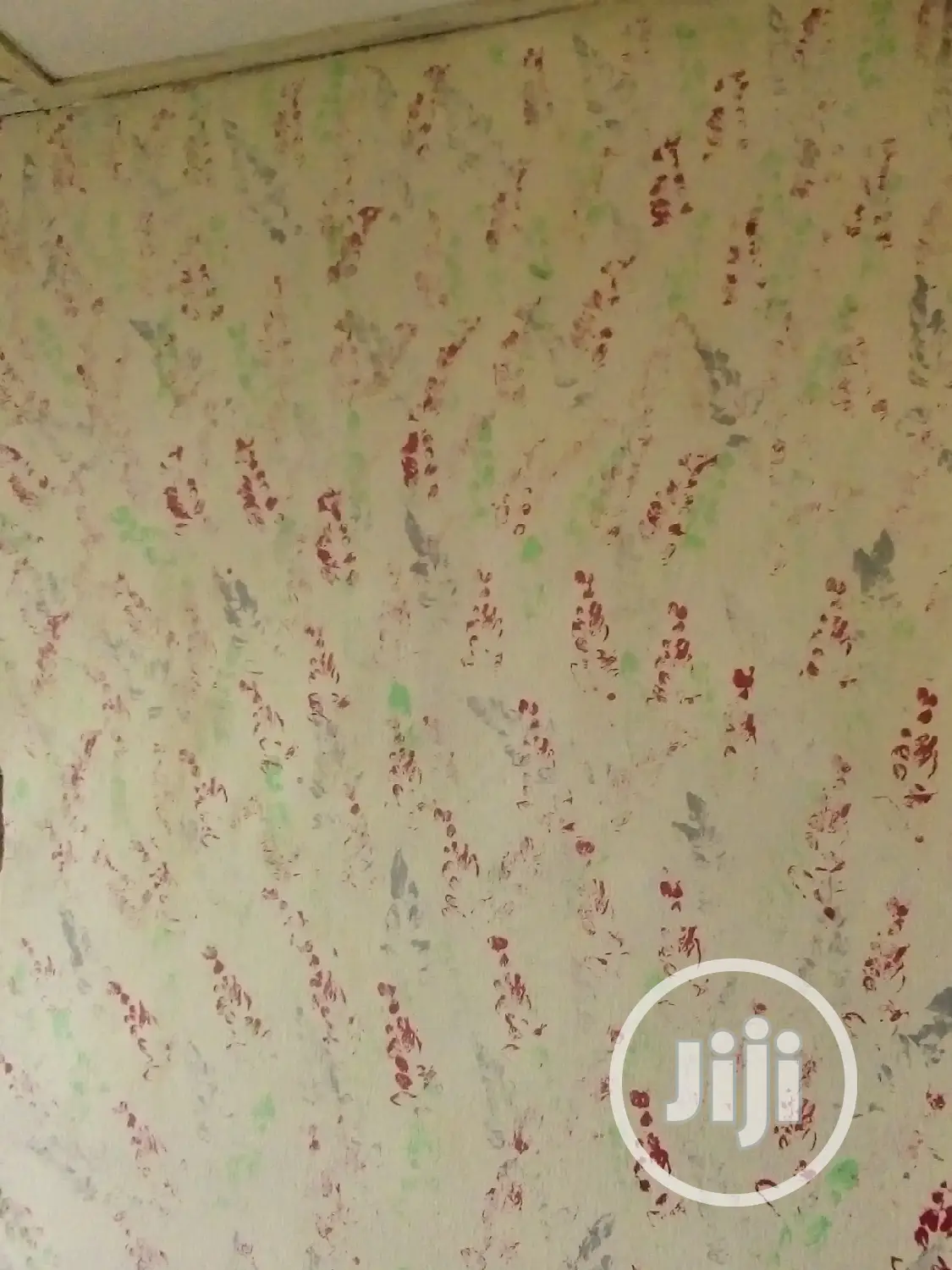 Painter And Screeding
