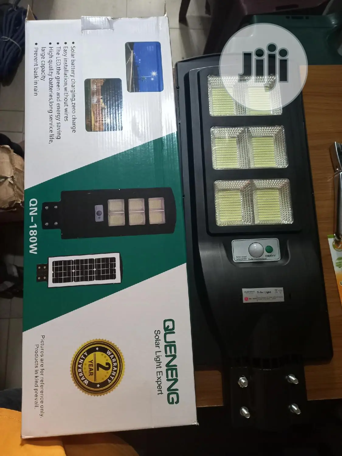 180W Solar Street Light
