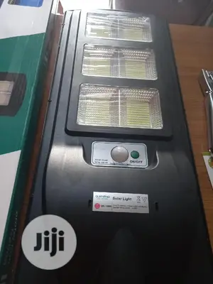 180W Solar Street Light