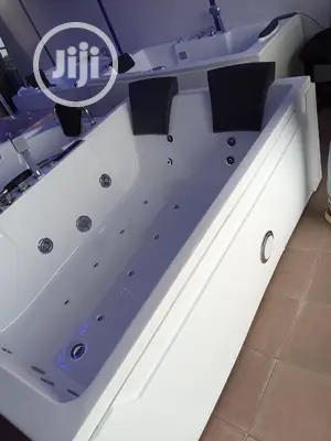 120*180 Double Jacuzzi With Best Pumping Matching
