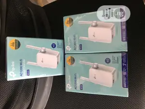 AC1200 Wi-Fi Range Extender