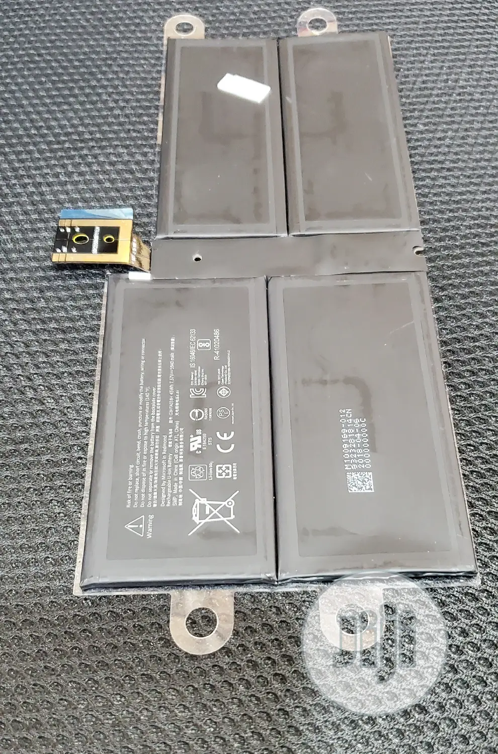 Microsoft Surface Pro 5 Pro 6 1796 Battery