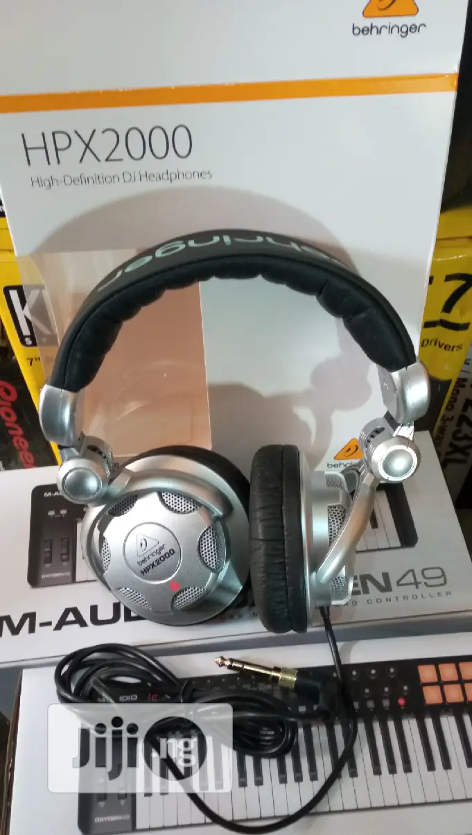 Behringer Headphones Hpx2000