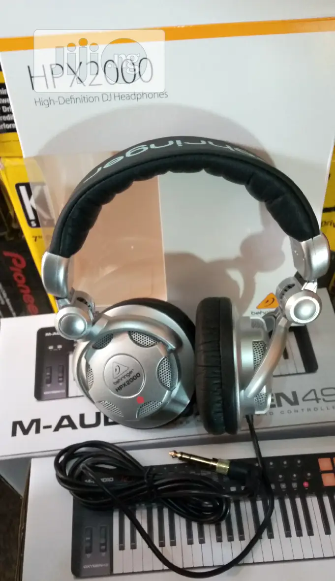 Behringer Headphones Hpx2000