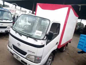 Toyota Dyna Truck 2005