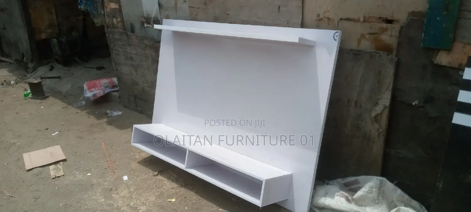 55inches Plastma Tv Console