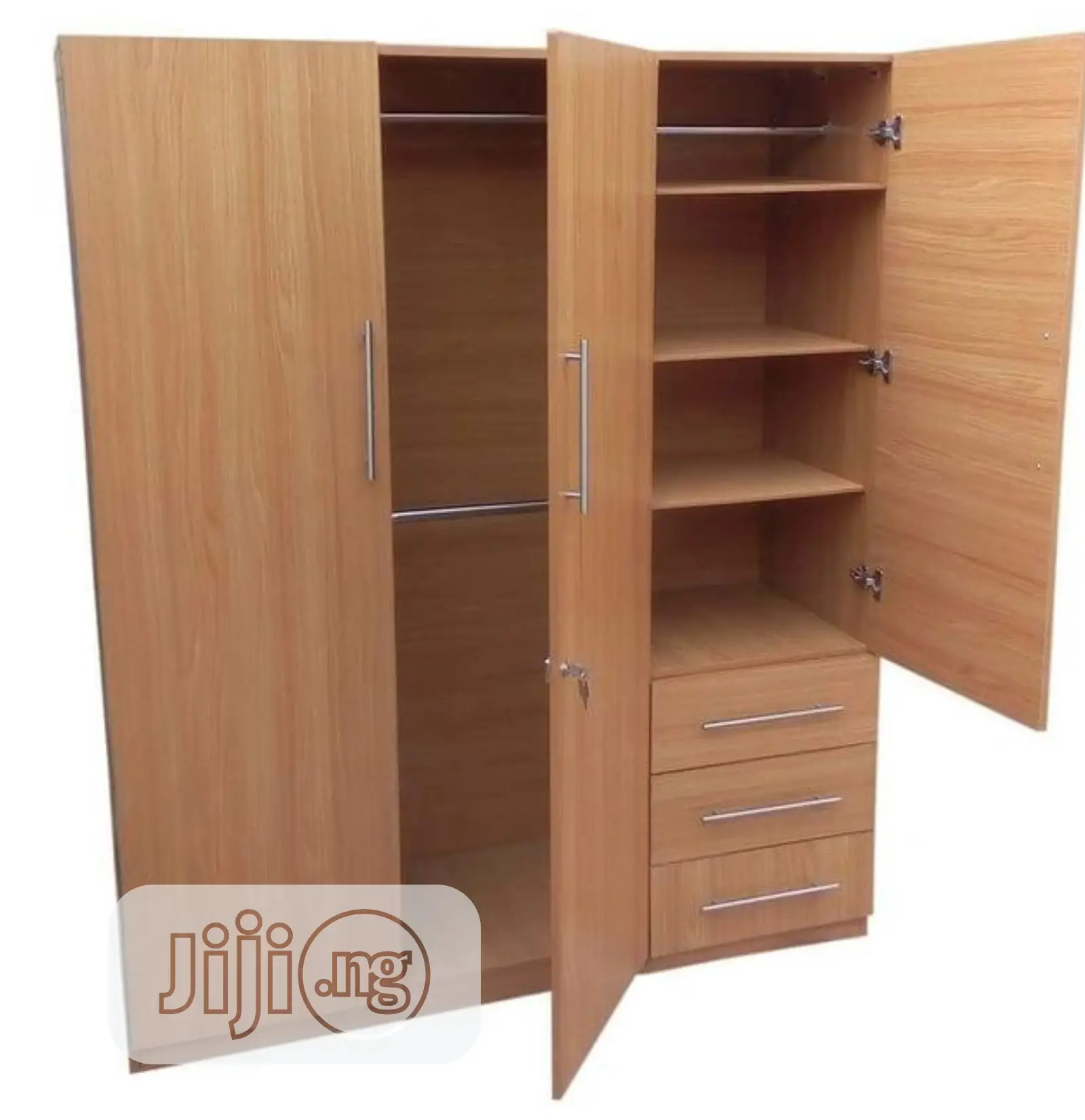 Classic 3 Doors Standard Wardrobe