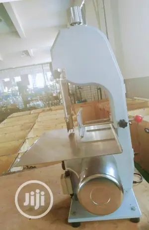 Chicken Cutting Machine