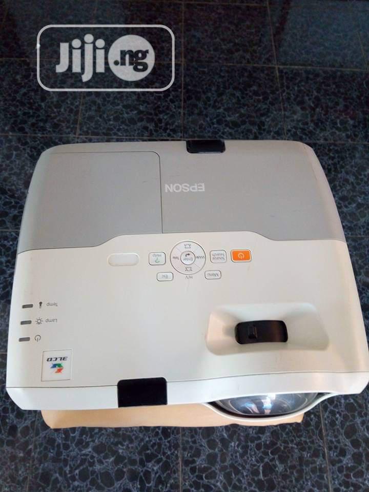 Short Throw Projector Lagos Ikeja