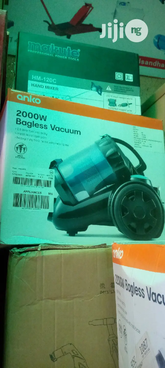 Vacuum Cleaner