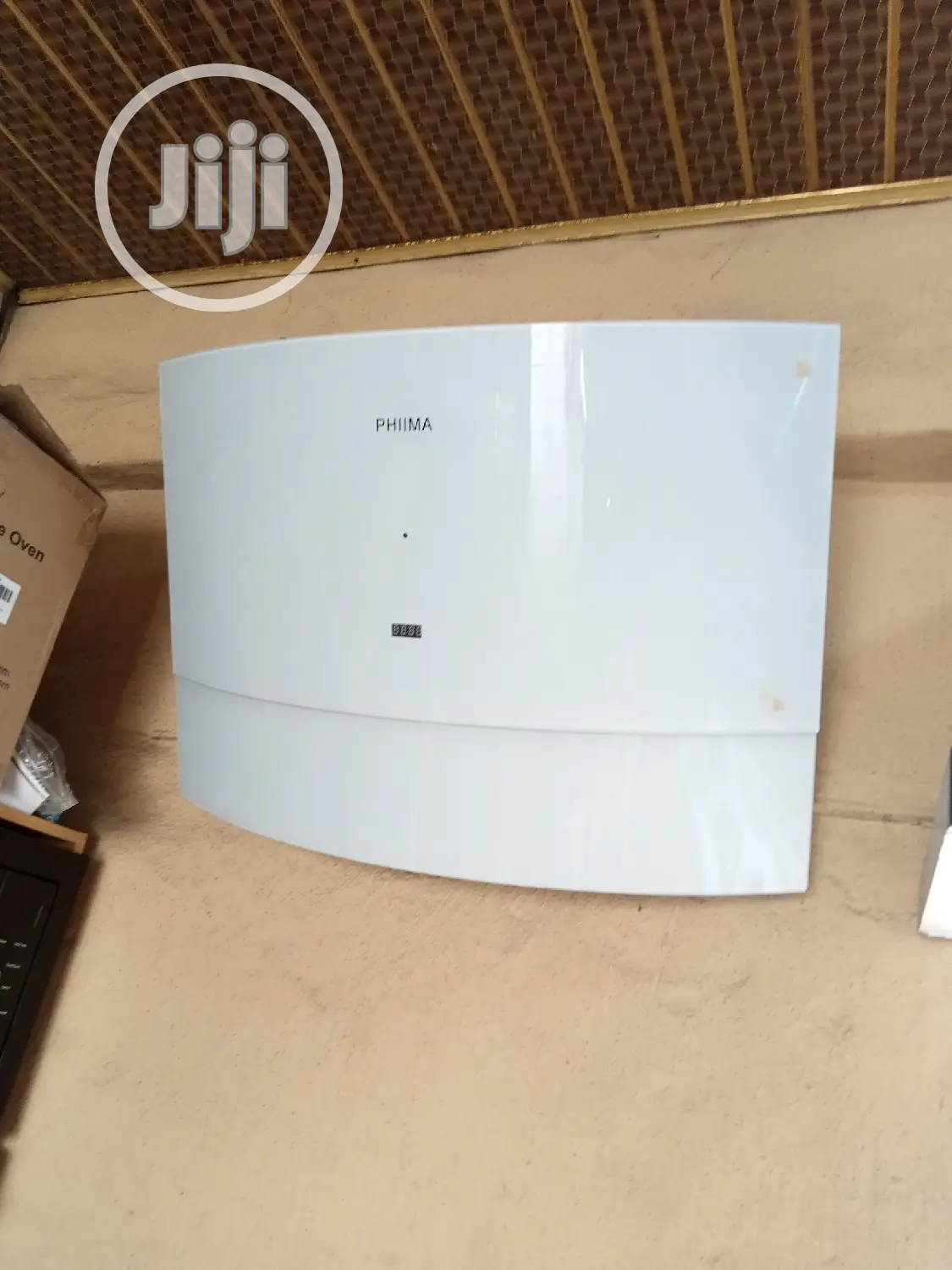 Platma Automatic Kitchen Extractor With Remote Control