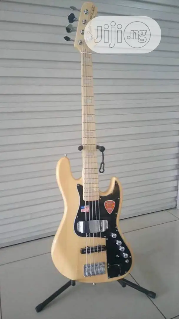 Fender Active Bass Guitar