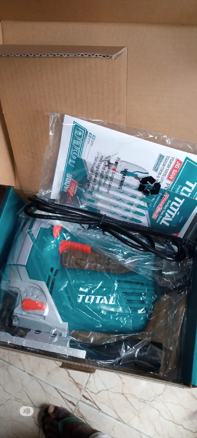 800w Jig Saw