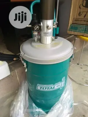 Air Grease Bucket