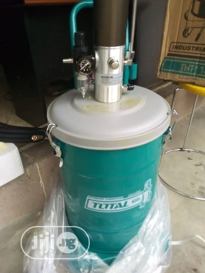 Air Grease Bucket