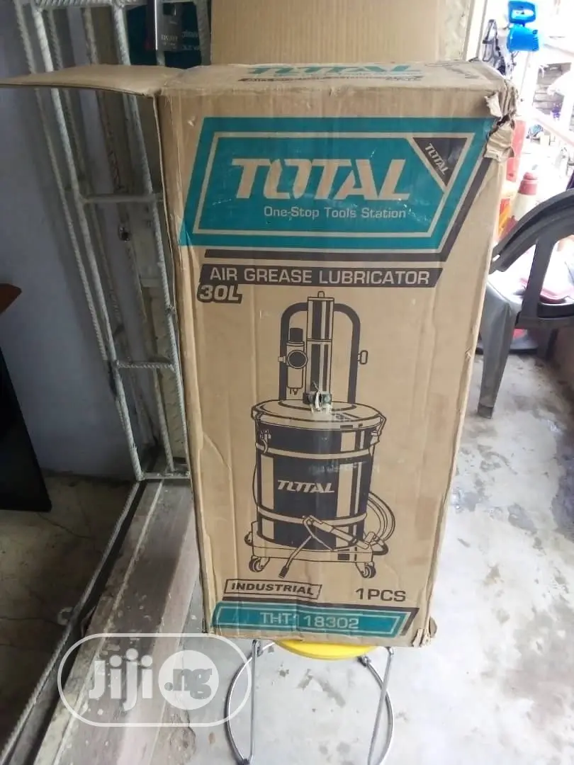 Air Grease Bucket