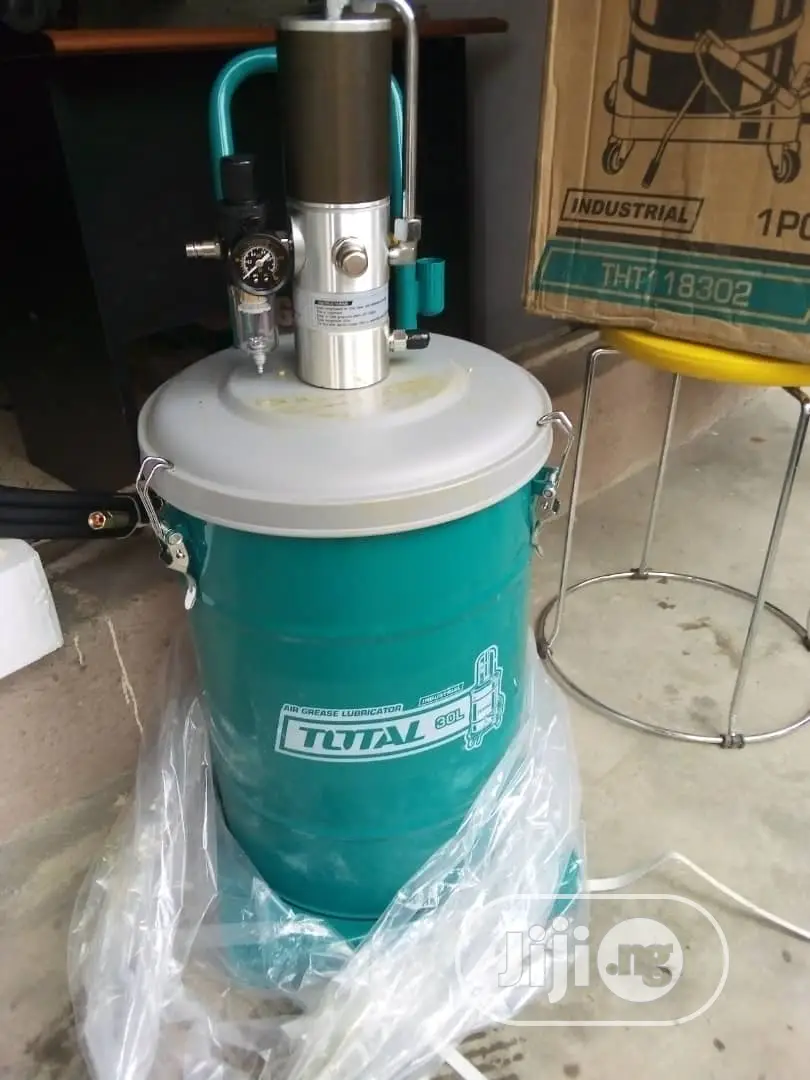 Air Grease Bucket