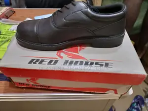 Red Horse Safety Boot