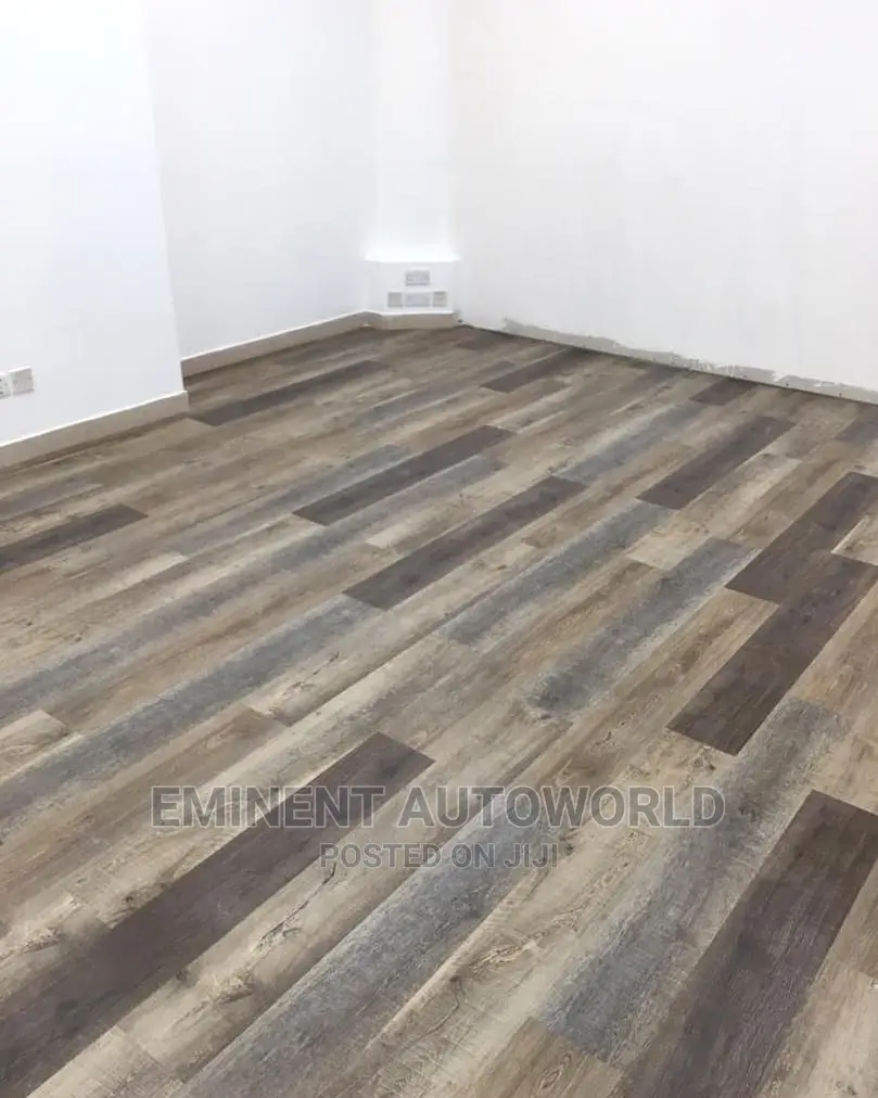 Laminate Wooden Tiles Floor and Ceilings
