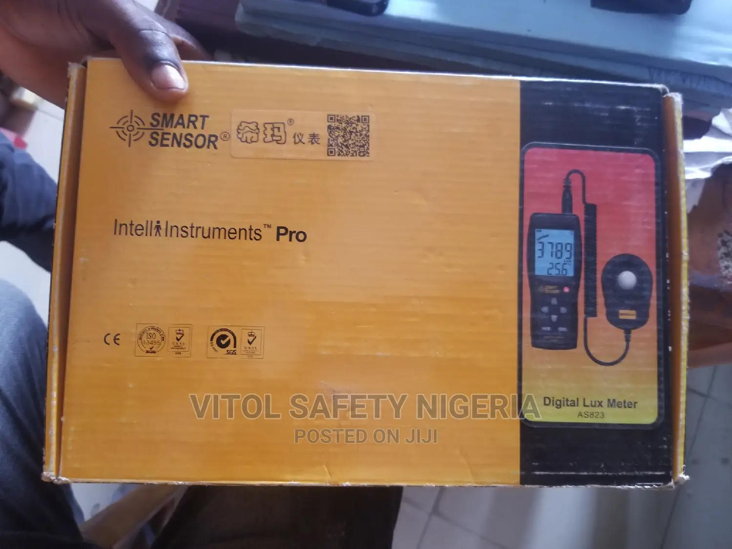 Digital Lux Meter/Light Meter