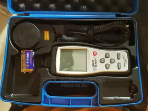 Digital Lux Meter/Light Meter