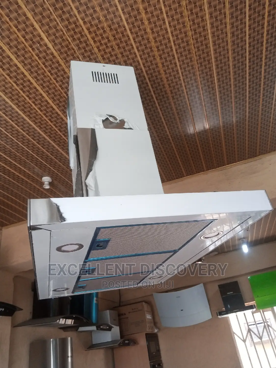 Center Range Hood St
