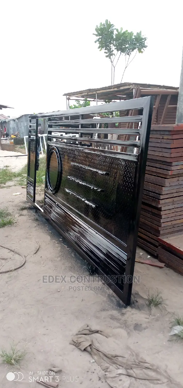 Metal Gates