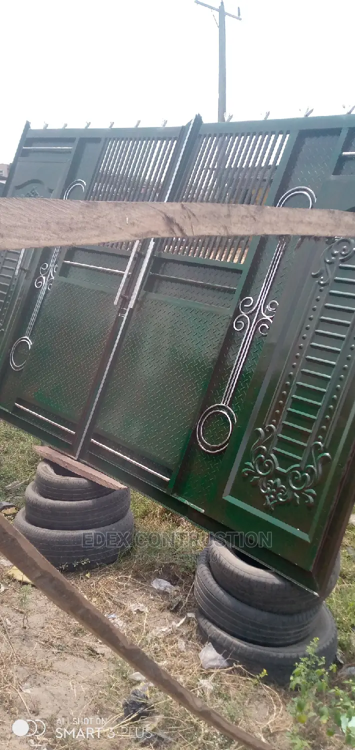 Metal Gates