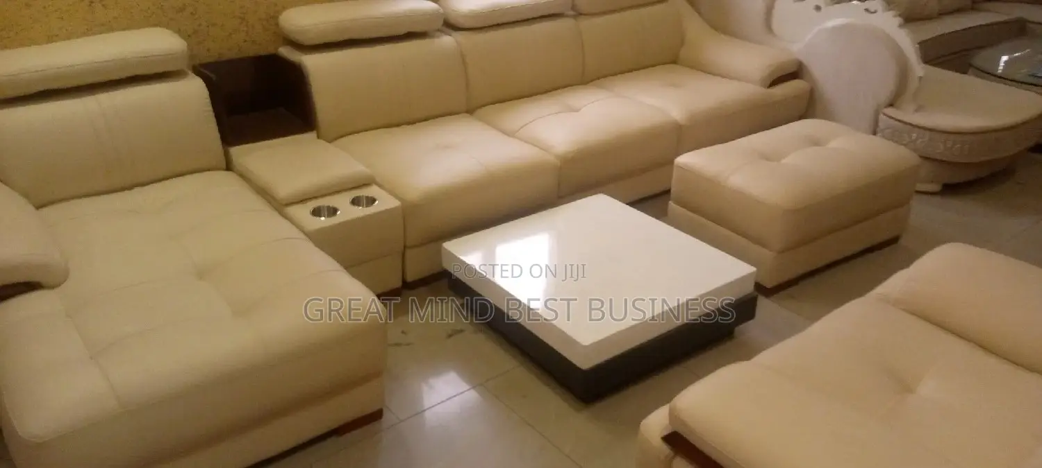 Italian 5 Seaters Sofas