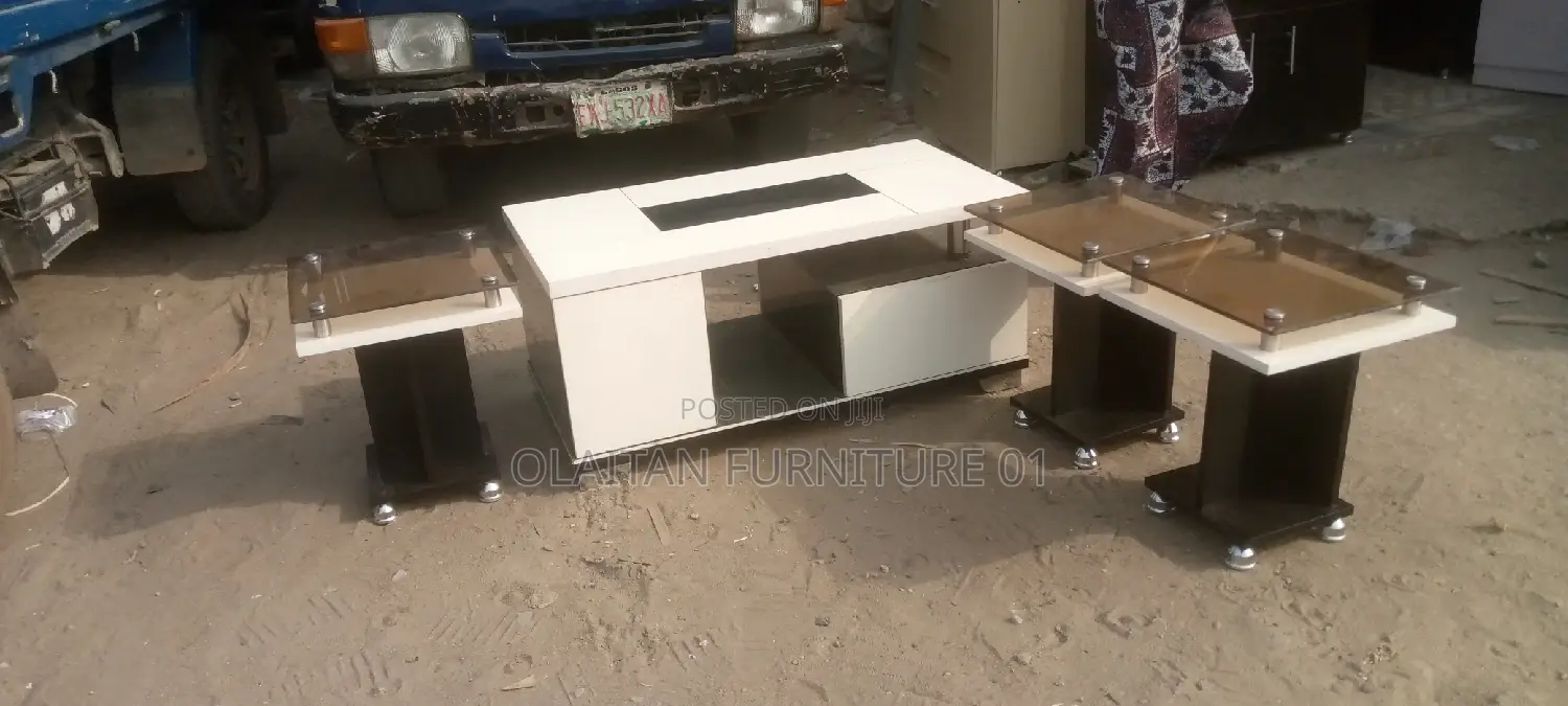 Executive Center Table/3side Stood
