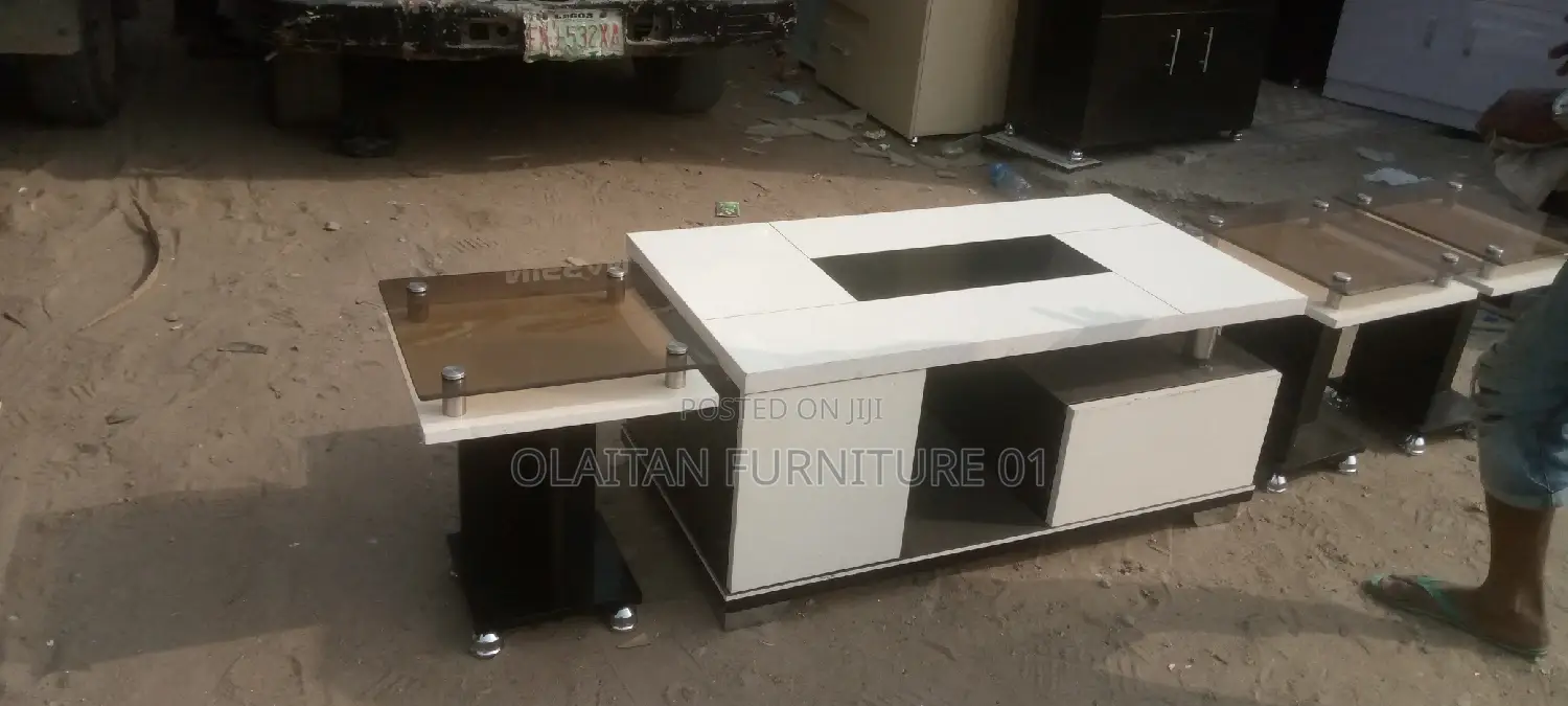 Executive Center Table/3side Stood