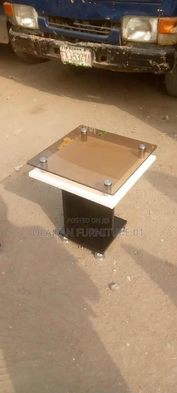 Executive Center Table/3side Stood