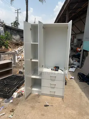 6ft X 3ft Wardrobe Up for Sale.