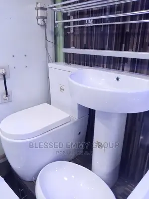 Bigger Size Round Shape Wc Set