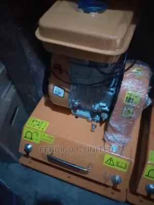 High Quality Compactor Machine C90 Robin