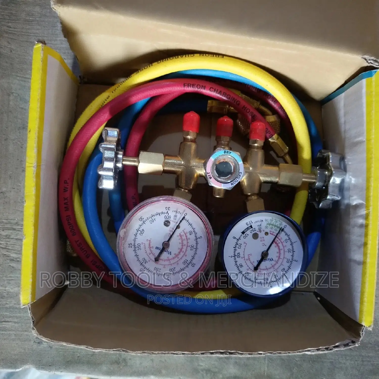 Manifold Gauge