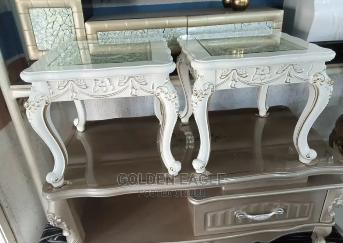 Royal Center Table and Stools