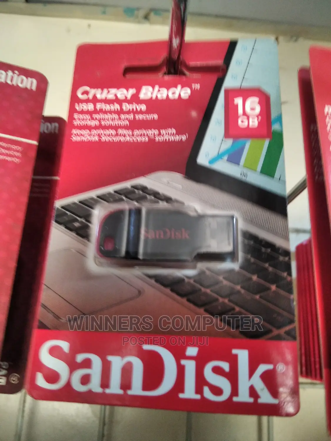 16gb Sandisk Flash Drive