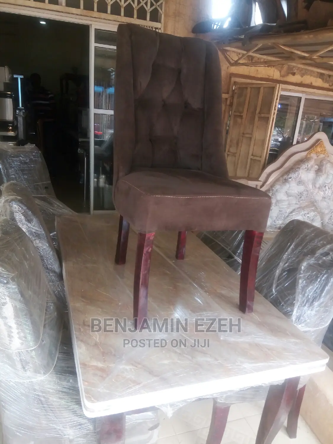 6 Seaters Dinning Table