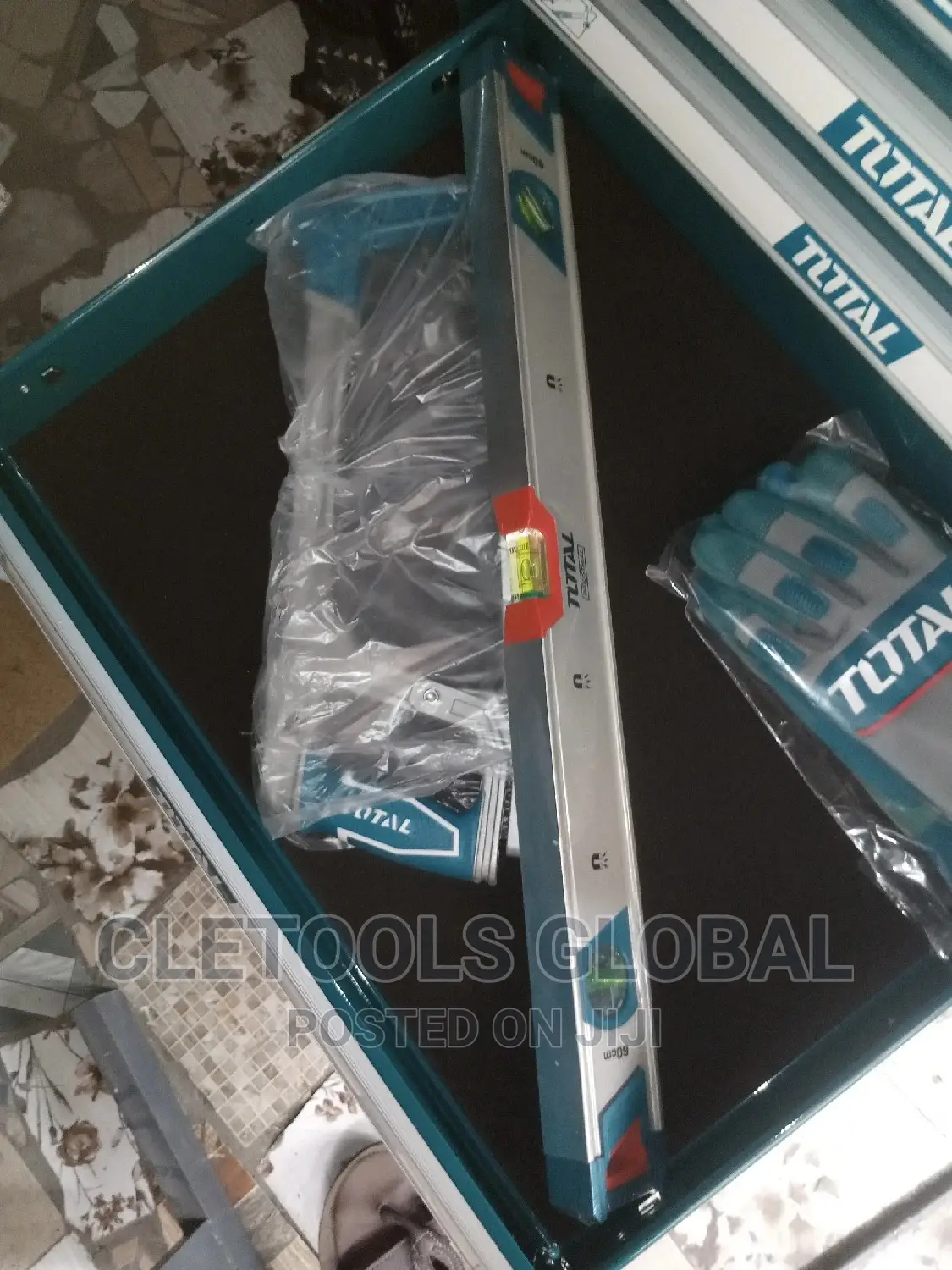 Trolley Tools Box Complete With Tools