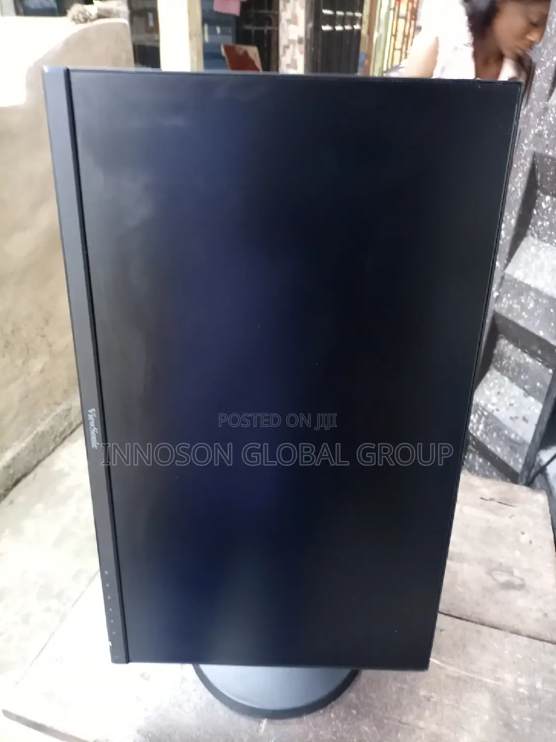 24" Frameless Viewsonic Monitor