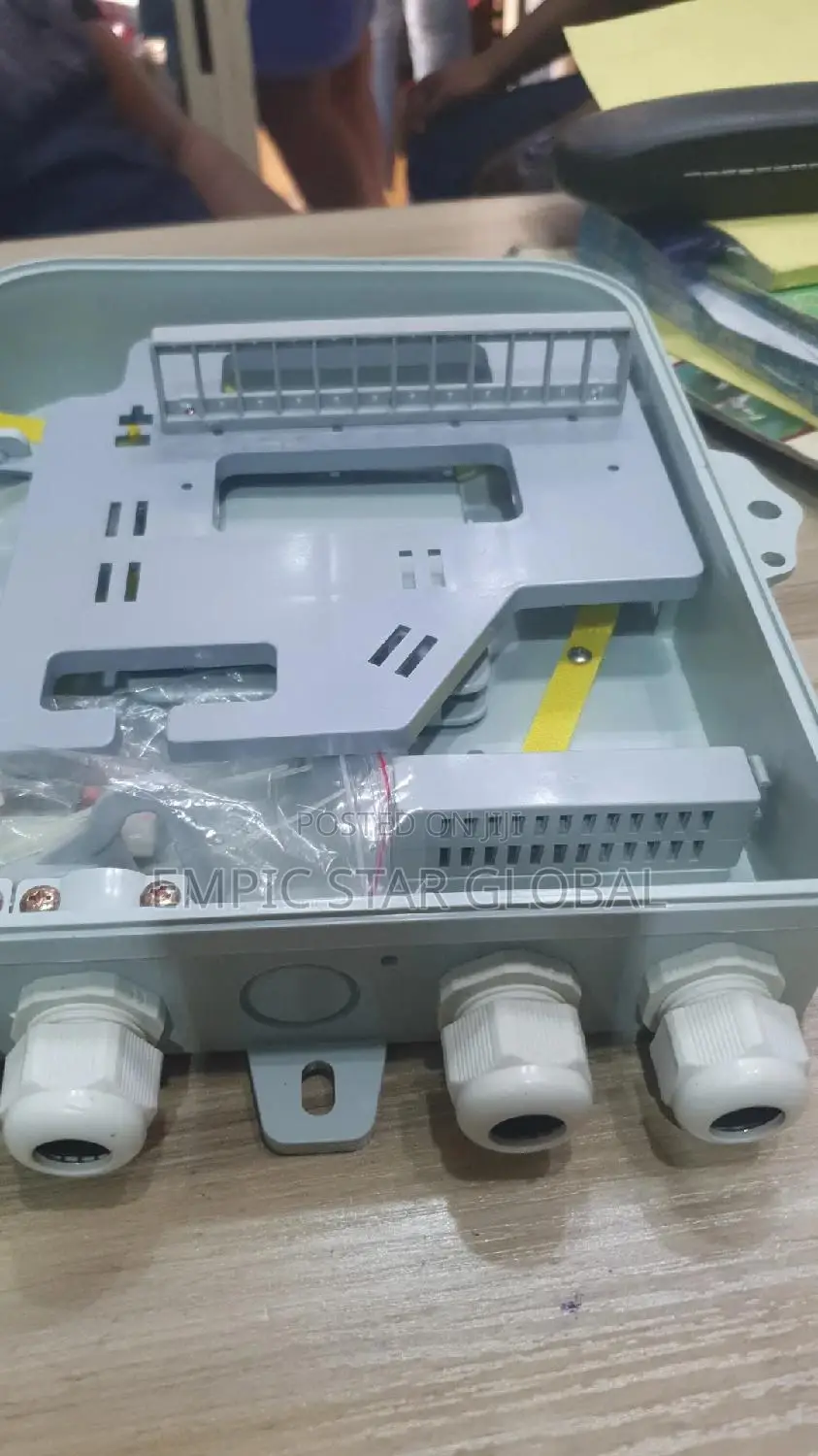 Fiber Access Termination Box 12core With Coupler