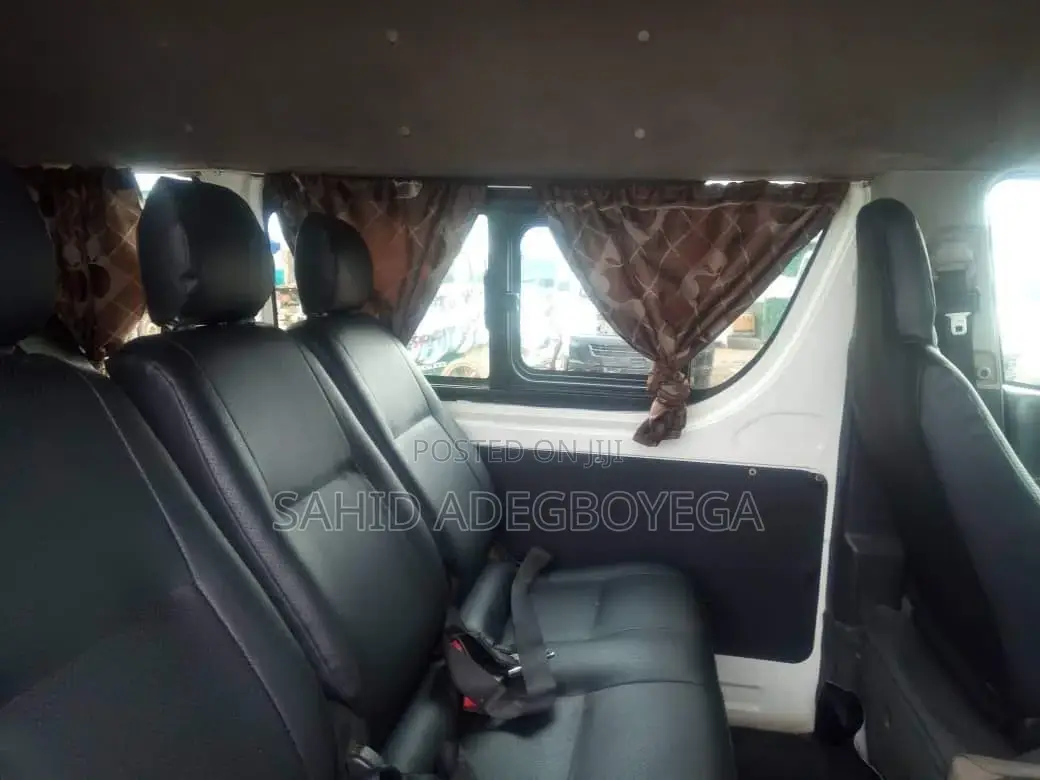 Toyota Hiace Executive Hire Service