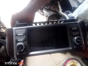 Range Rover Vogue 2010_2012 Radio