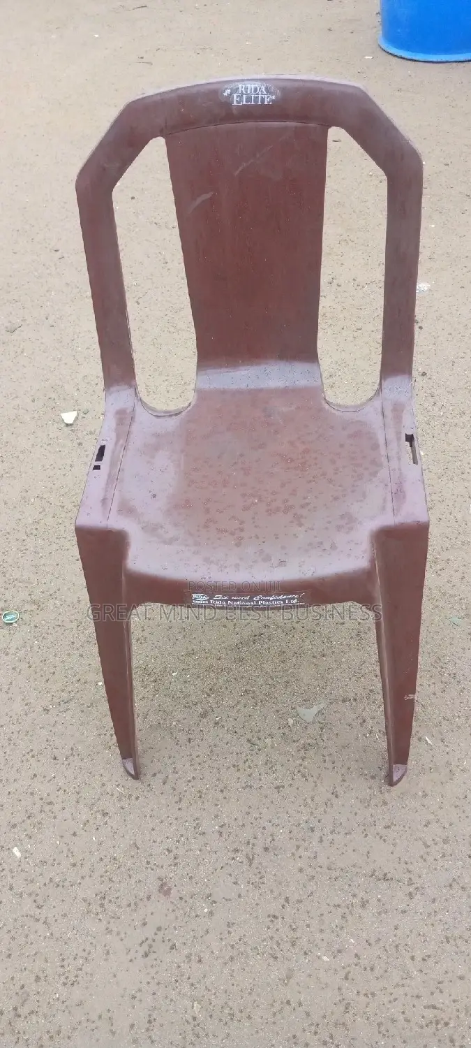 Elite Plastic Chair