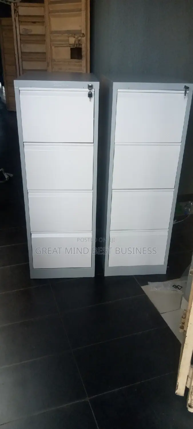 Workers Metal 4 Drawer Cabinet