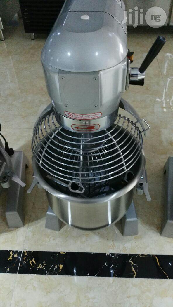 20 Litters Planetary Mixer