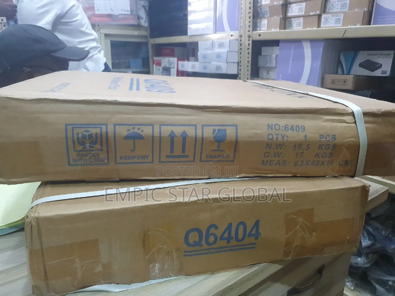 Vis-Link 9U Wall Mount Data Cabinet Rack 600mm X 450mm
