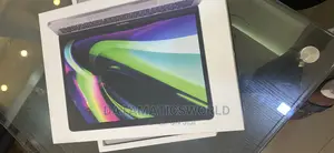 New Laptop Apple MacBook 2019 16GB Intel Core I7 SSD 512GB